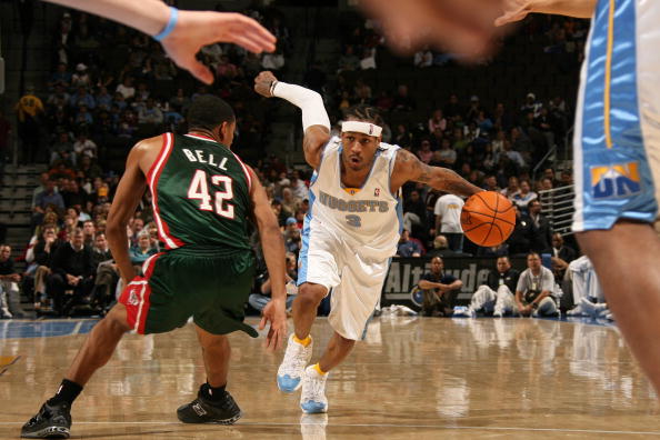 我们看到举 我们看到举